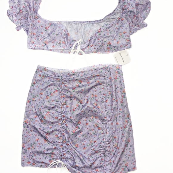 2 Piece floral skirt set - Picture 2 of 6